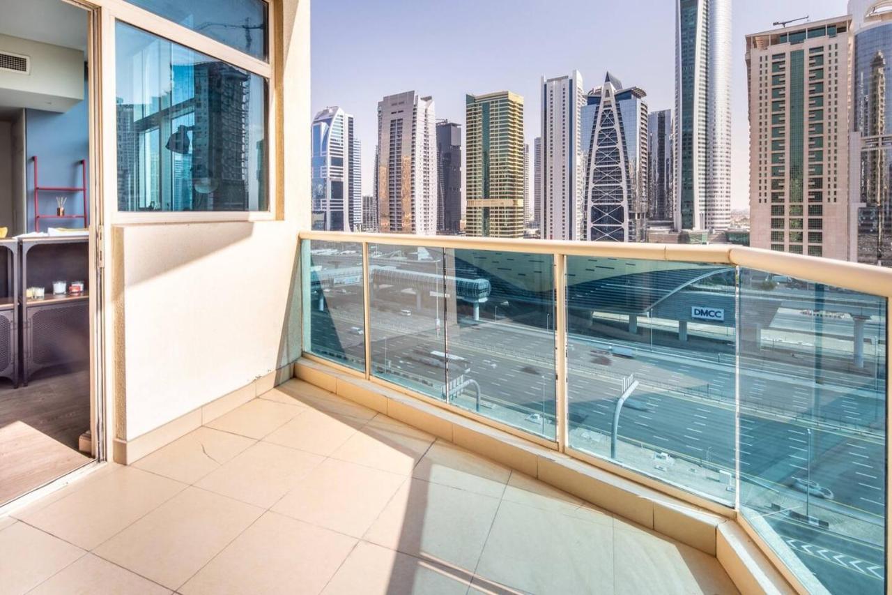 Frank Porter - Yacht Bay Dubaï Extérieur photo
